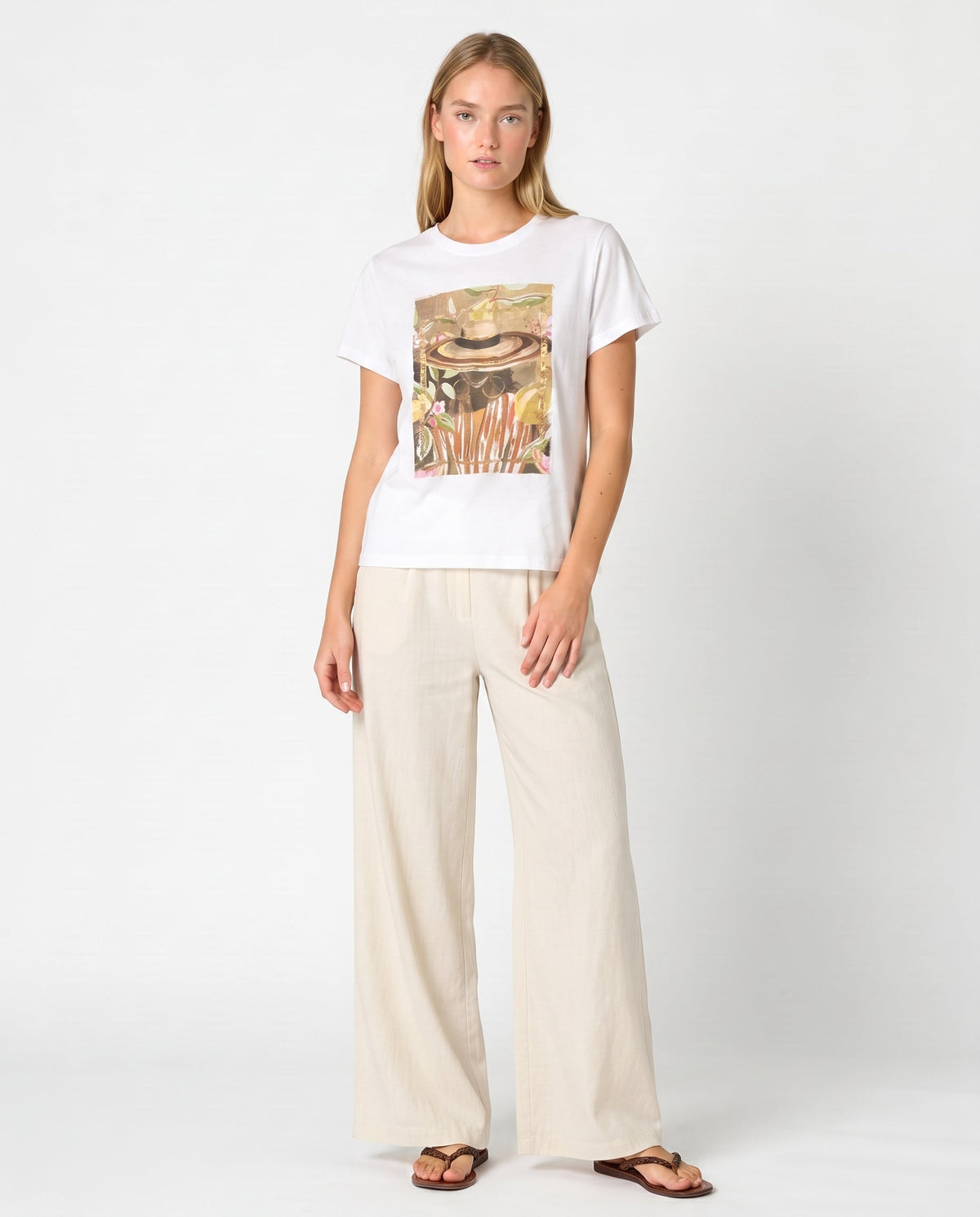 Camiseta blanca con estampado — Modas Carrusel