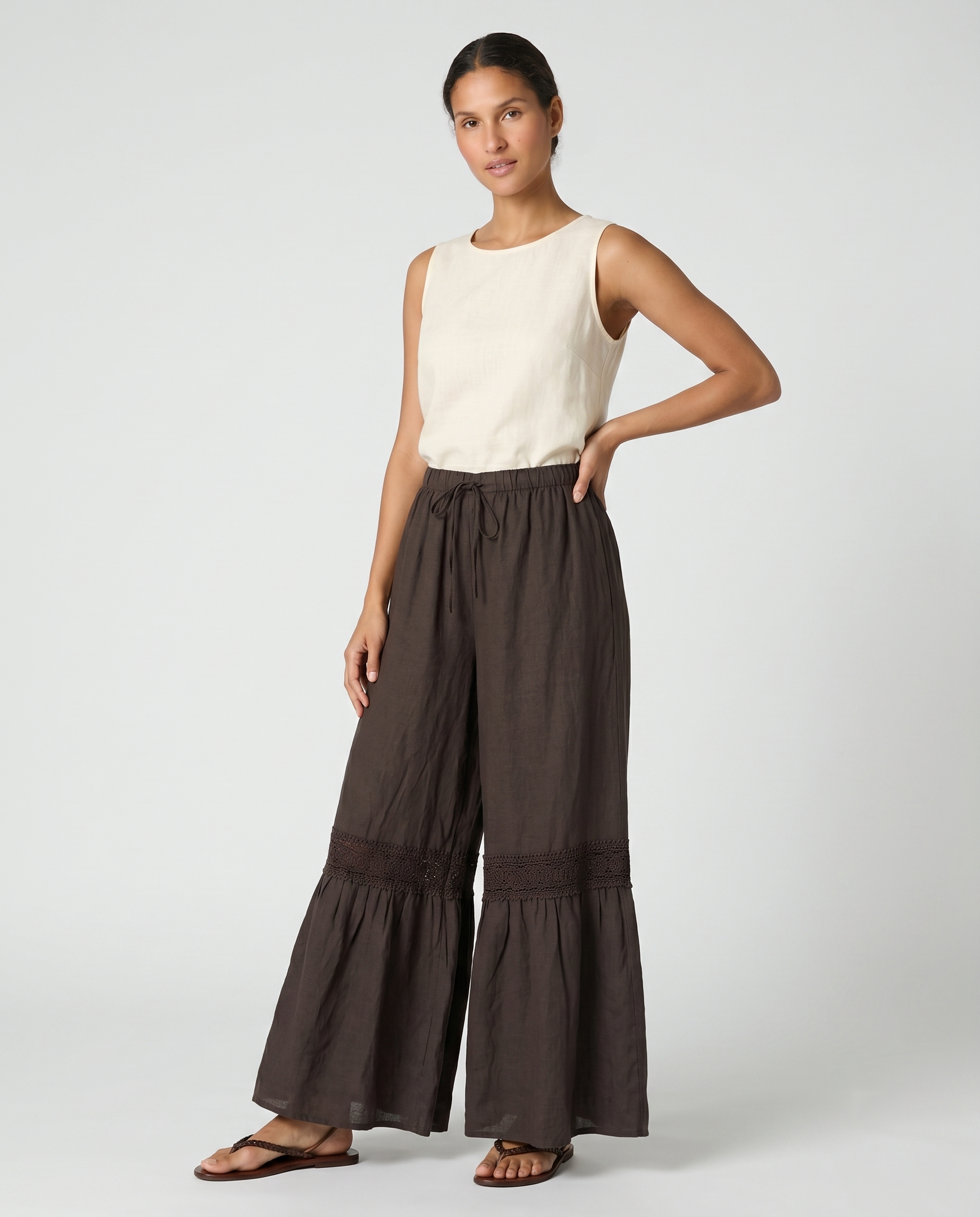 Pantalón palazzo con volante chocolate
