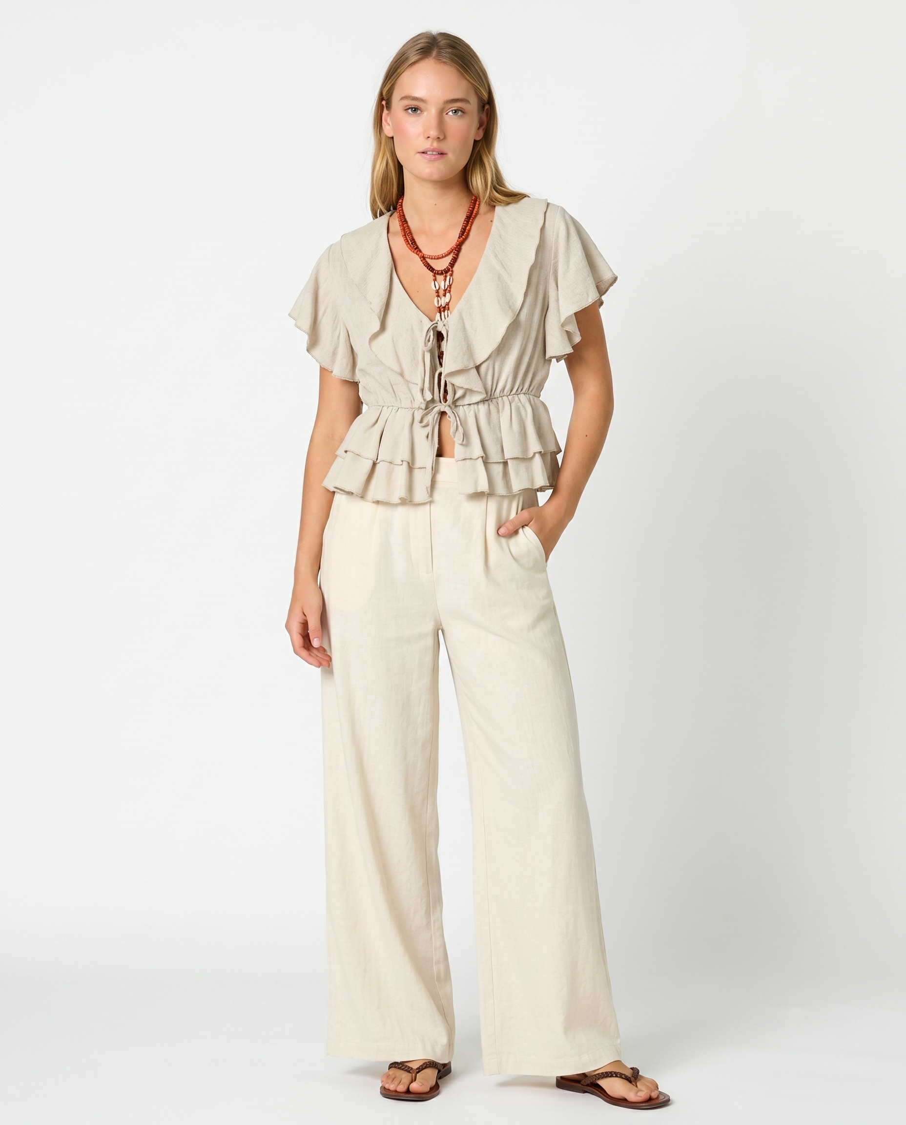 Blusa de volantes beige