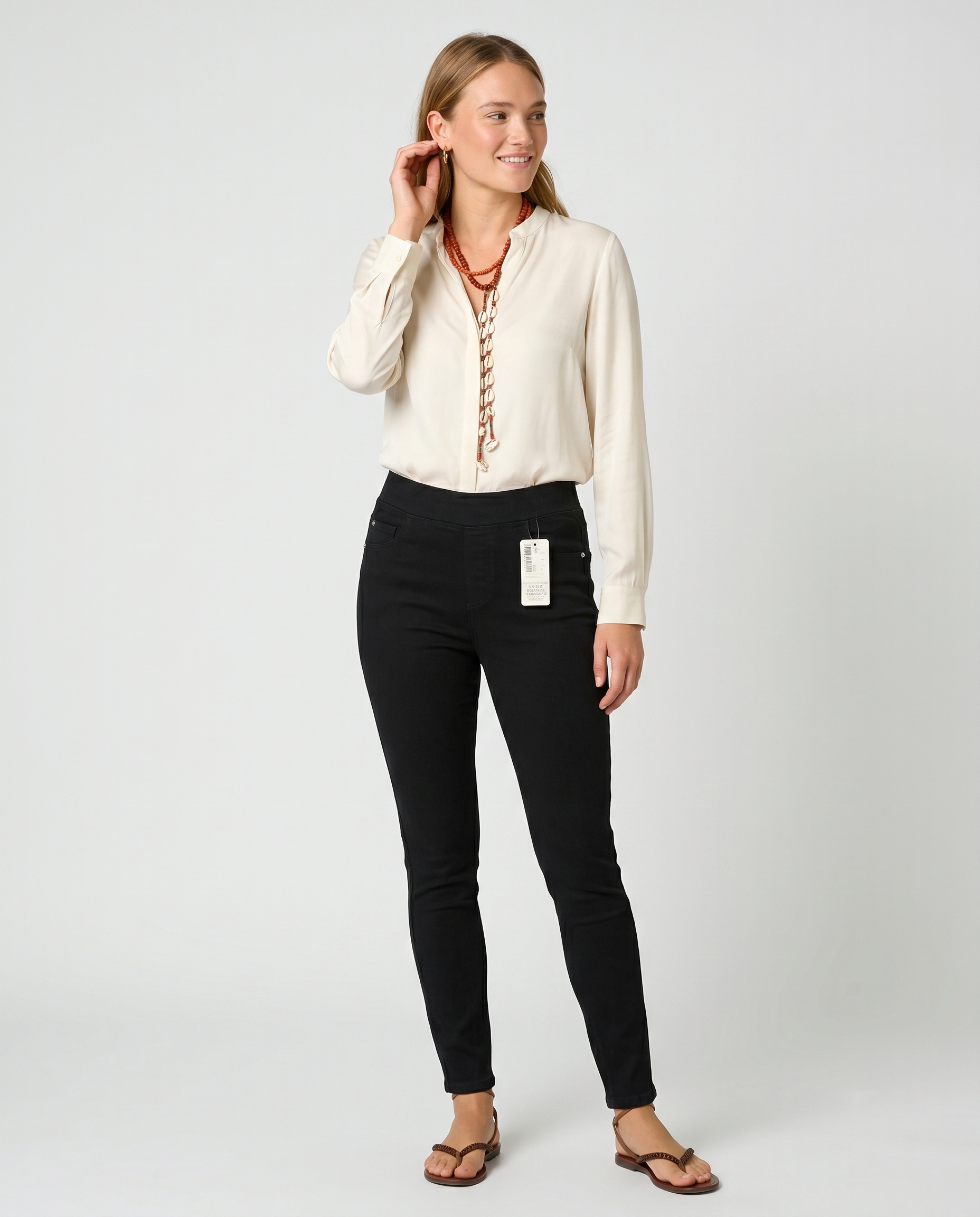 Pantalón negro pitillo