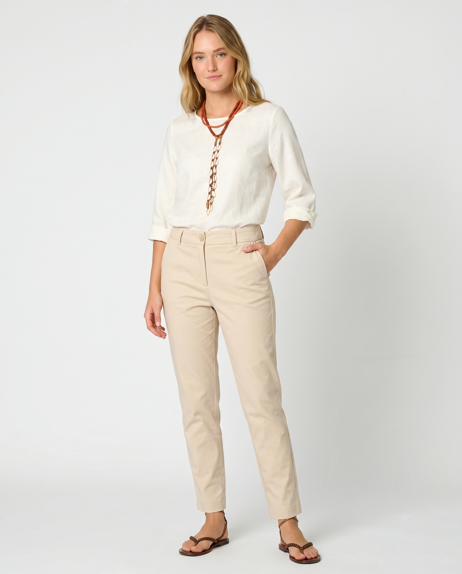 Pantalón recto crema