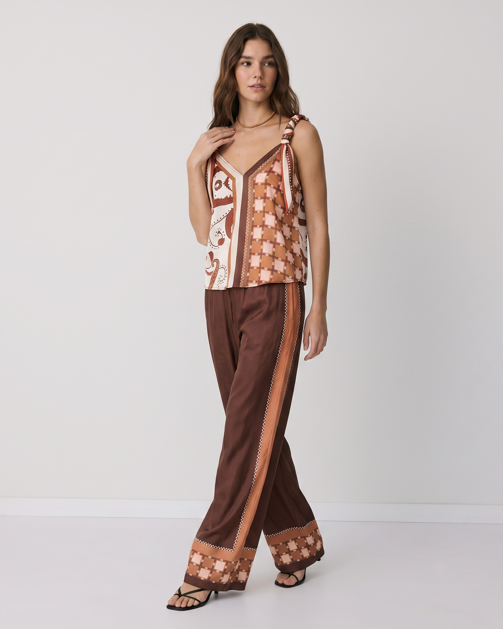 Conjunto Top Patchwork y Pantalón