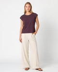 Camiseta burdeos con tachuelas — Modas Carrusel