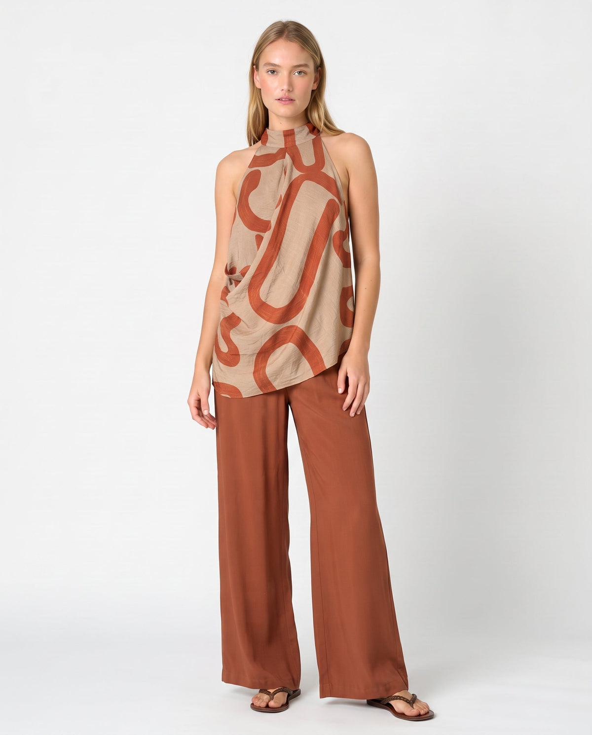 Conjunto top drapeado y pantalón teja — Modas Carrusel